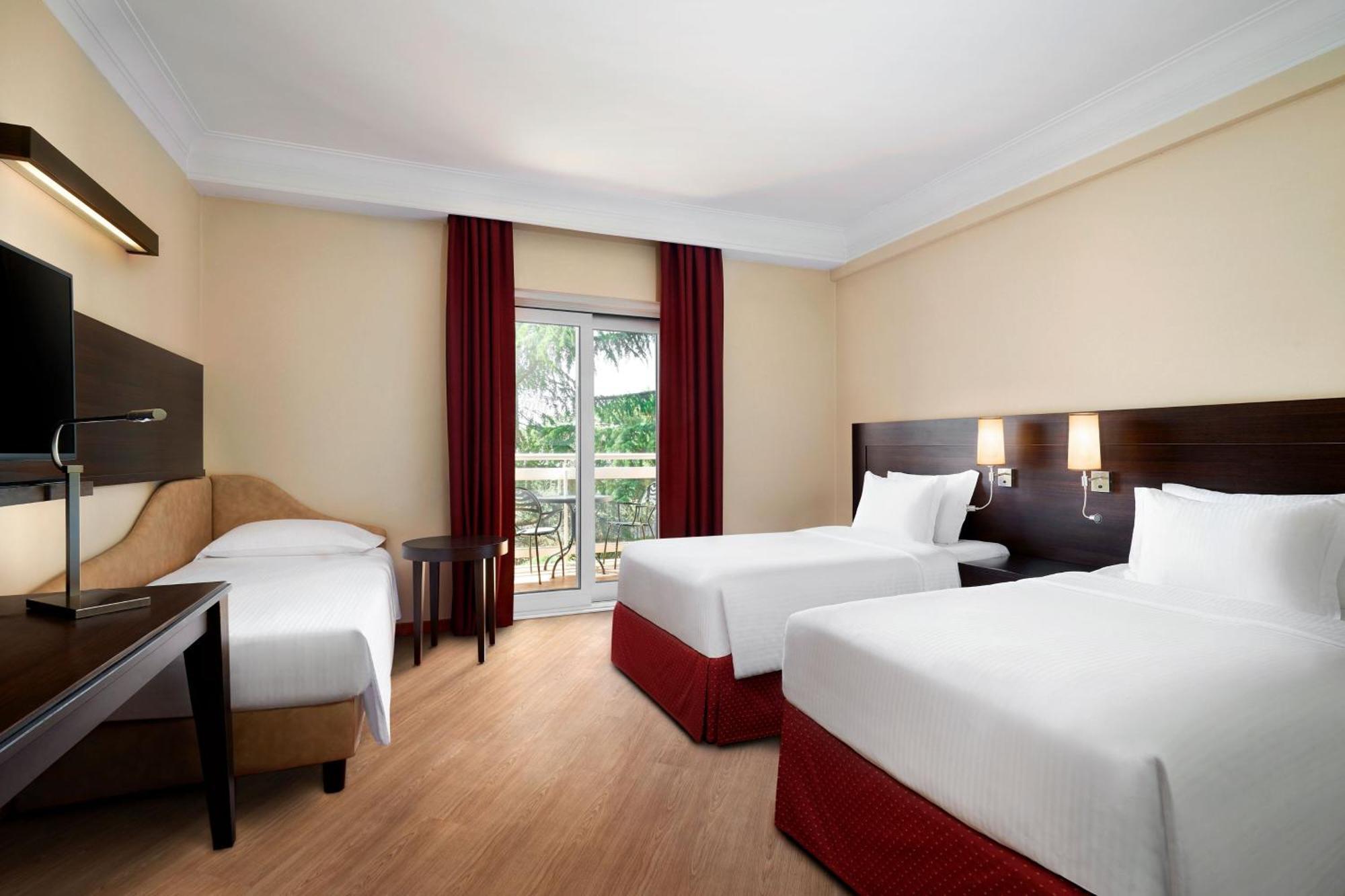 Courtyard By Marriott Rome Central Park Exteriér fotografie