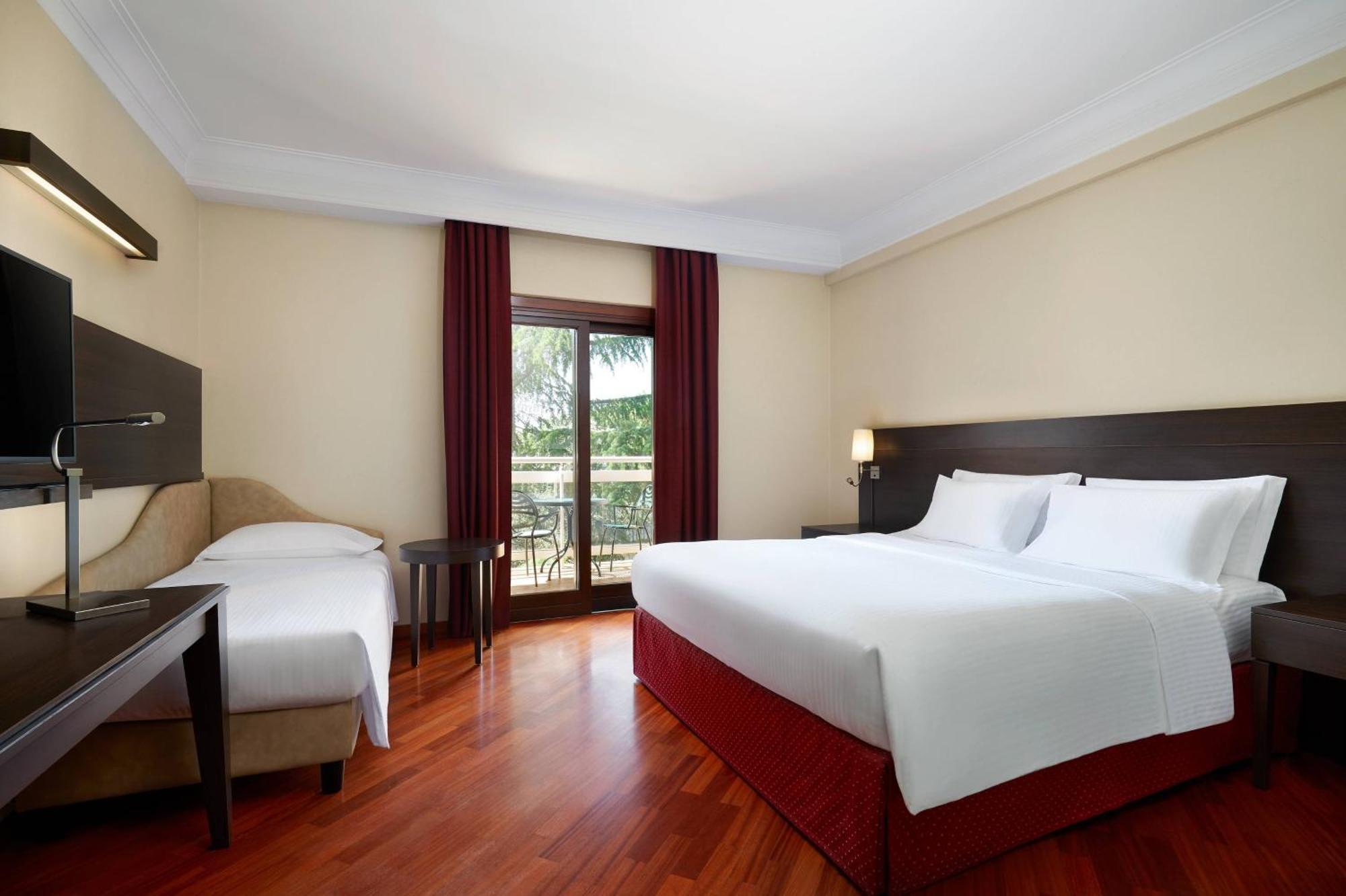 Courtyard By Marriott Rome Central Park Exteriér fotografie