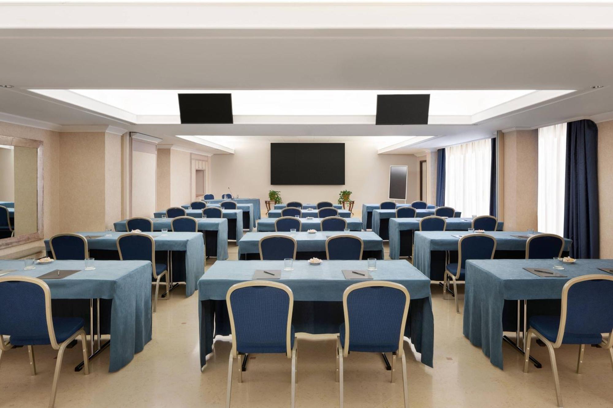 Courtyard By Marriott Rome Central Park Exteriér fotografie