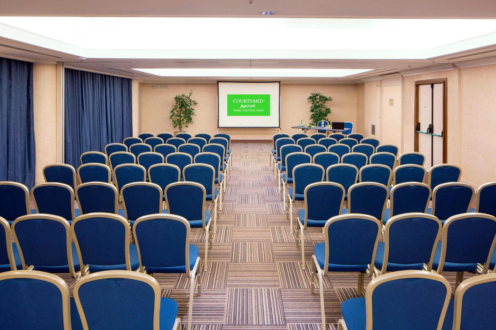 Courtyard By Marriott Rome Central Park Exteriér fotografie