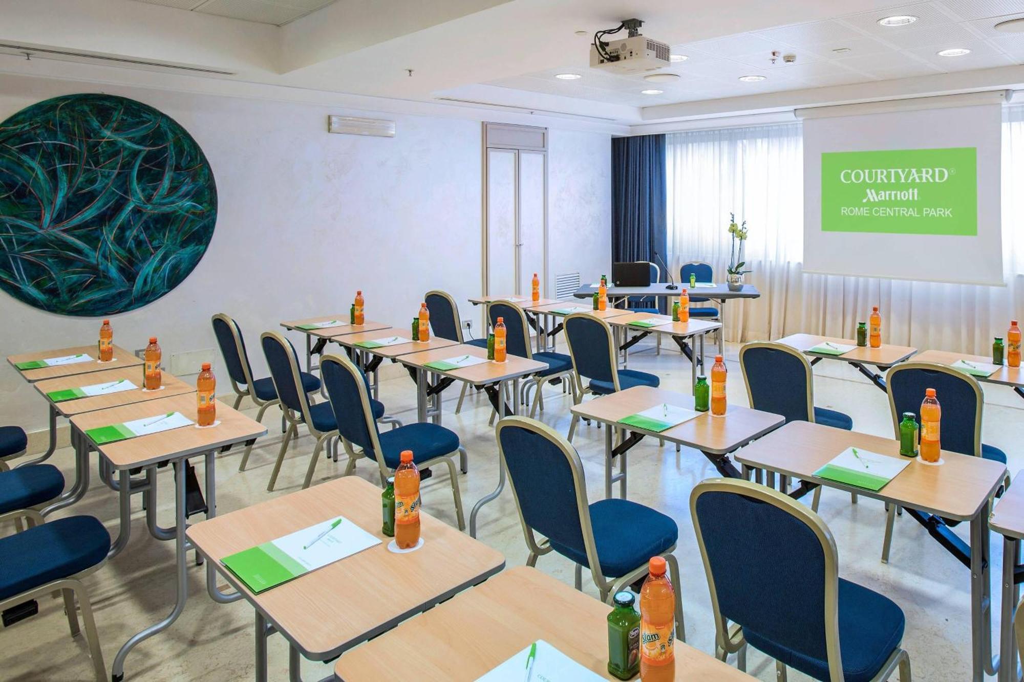 Courtyard By Marriott Rome Central Park Exteriér fotografie