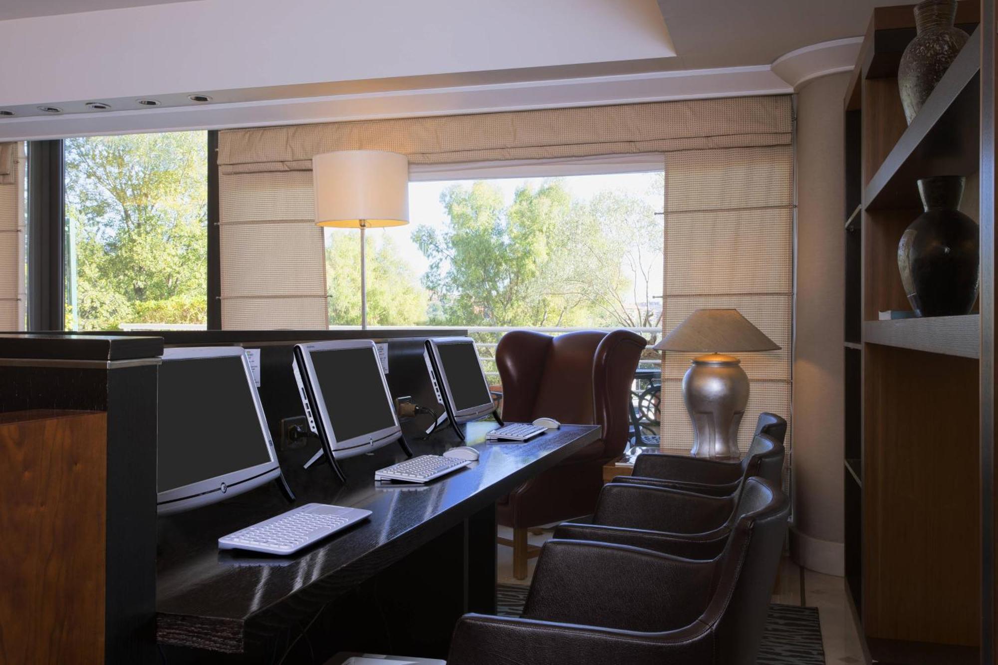 Courtyard By Marriott Rome Central Park Exteriér fotografie