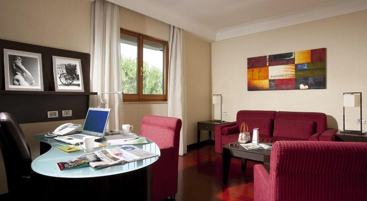 Courtyard By Marriott Rome Central Park Pokoj fotografie